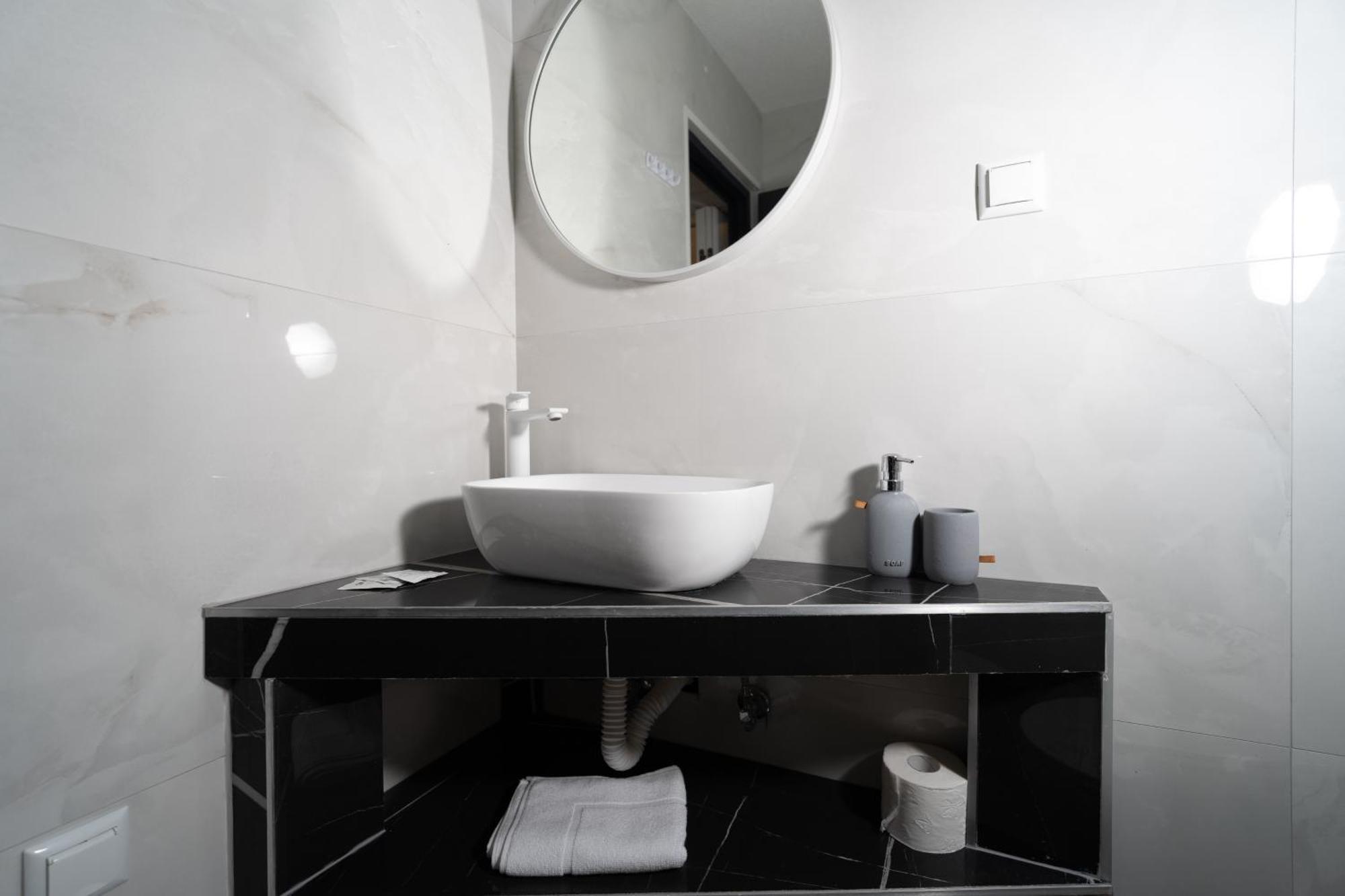 Cityheart-Rooms Zara Esterno foto